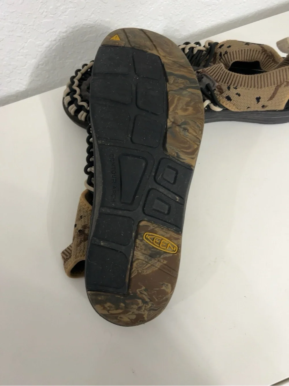 KEEN UNEEK Men’s 11 Camo Woven Cord Gorpcore Sandals